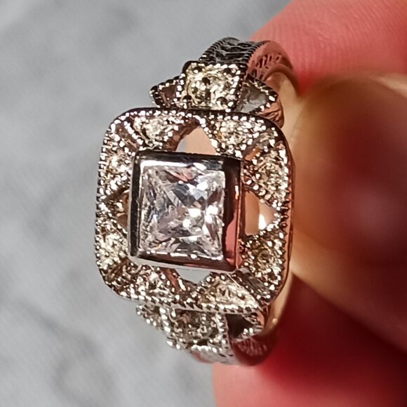 Source Unknown Jewelry - Vintage Retro Art Deco Silver Filigree and CZ Ring Size 10